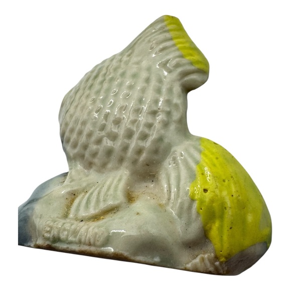 Lot of 4 Vintage Wade Whimsies Figurines England – Dog, Fish, Otter, Queen - Picture 5 of 15